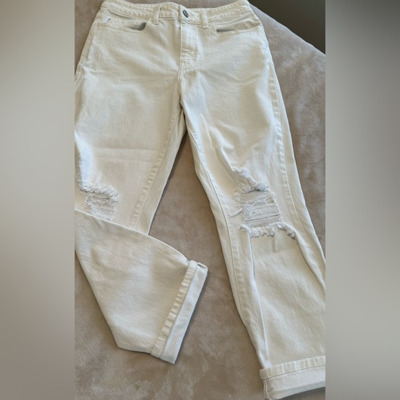 Women’s Willow Root (Buckle) High Rise white mom fit jeans - Picture 2 of 5